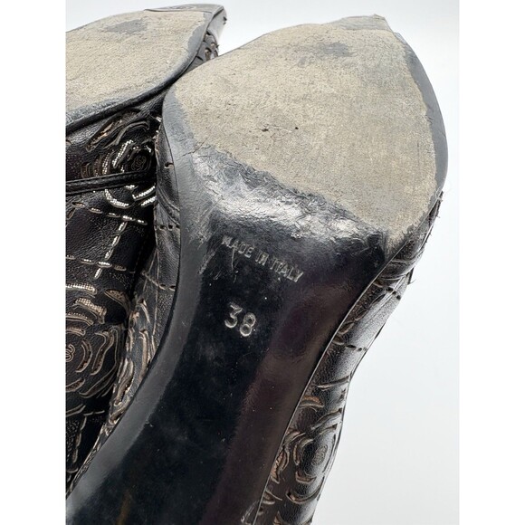 Chanel Black Leather Mary Jane Pointed Toe Heels w/ Camellia Accents Sz EU 38 8 - Picture 9 of 13